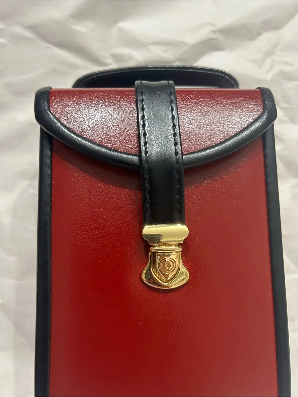 N/A compact red